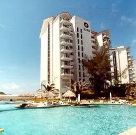 Beachfront Studio Carisa Y Palma Apartment Cancun
